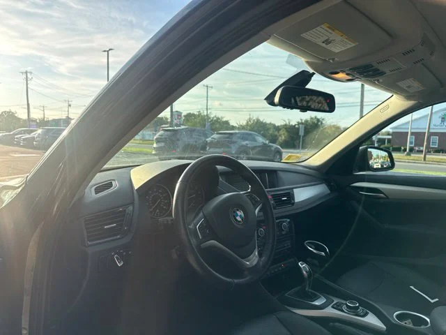 Used 2015 Black BMW xDrive28i image 9
