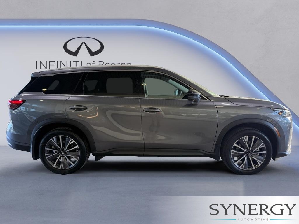 Certified Used 2027 Graphite Shadow INFINITI LUXE image 5