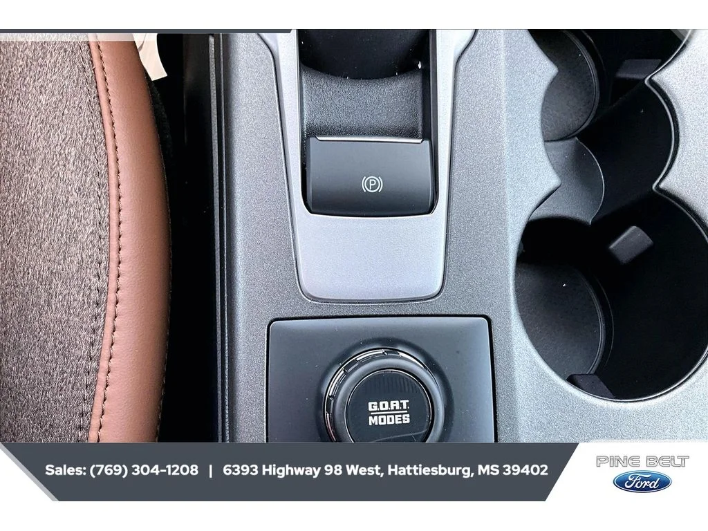 New 2026 Ruby Red Metallic Tinted Clearcoat Ford Outer Banks® image 23