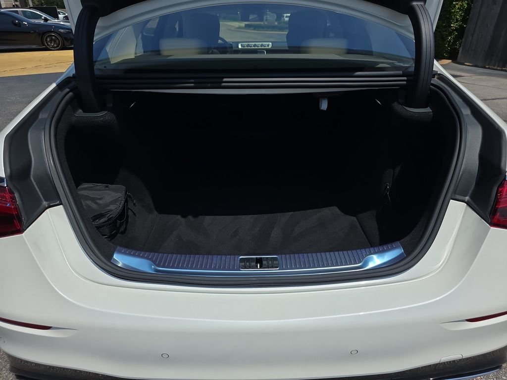 Certified Used 2022 White Mercedes-Benz S 580 image 14