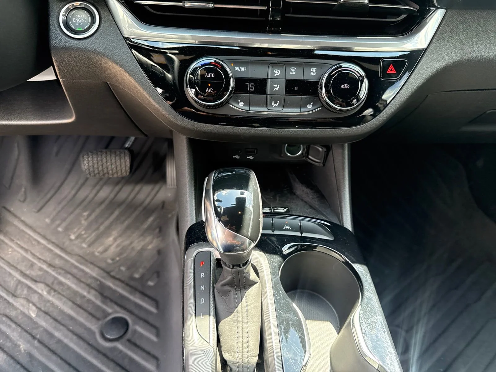 2024 Buick Envista Sport Touring - Photo 19