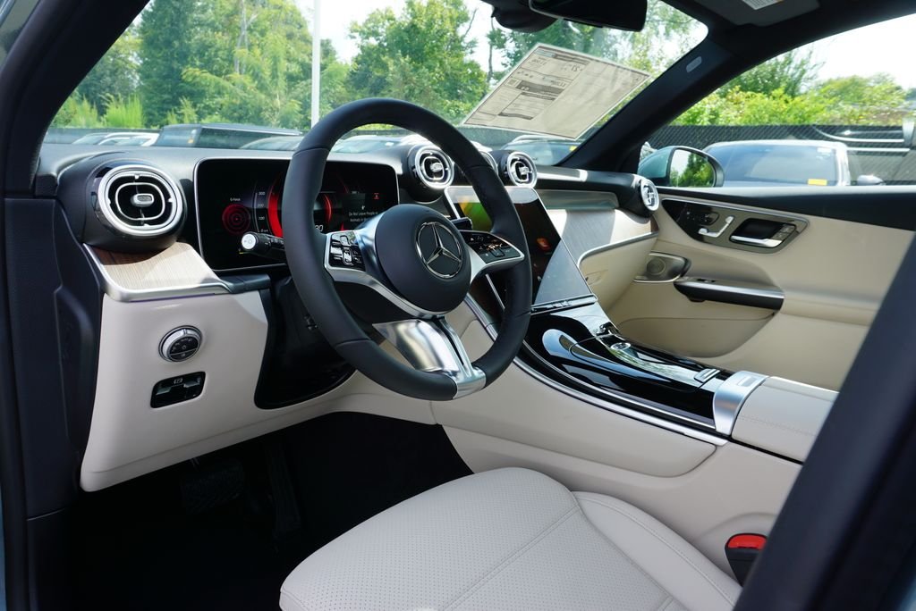 New 2027 Verde Silver Metallic Mercedes-Benz GLC 300 image 12