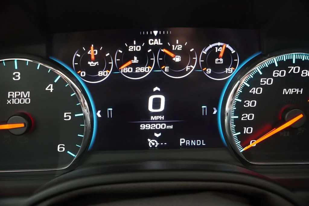 Used 2017 White GMC Denali image 10