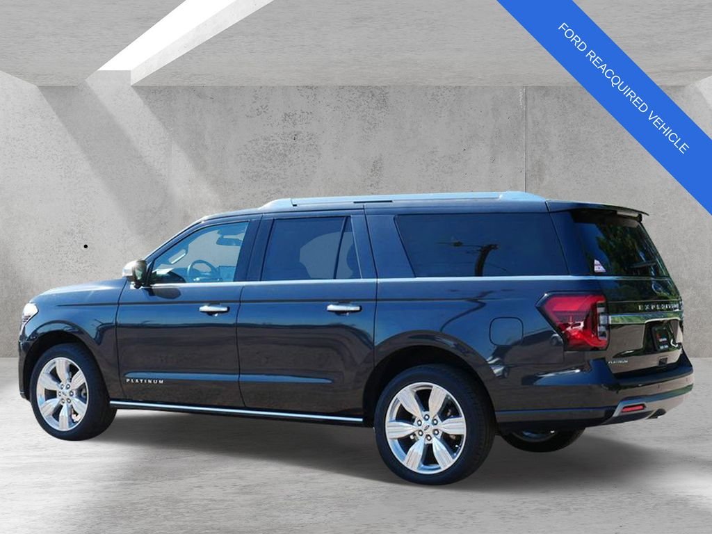 Used 2023  Ford Platinum image 4
