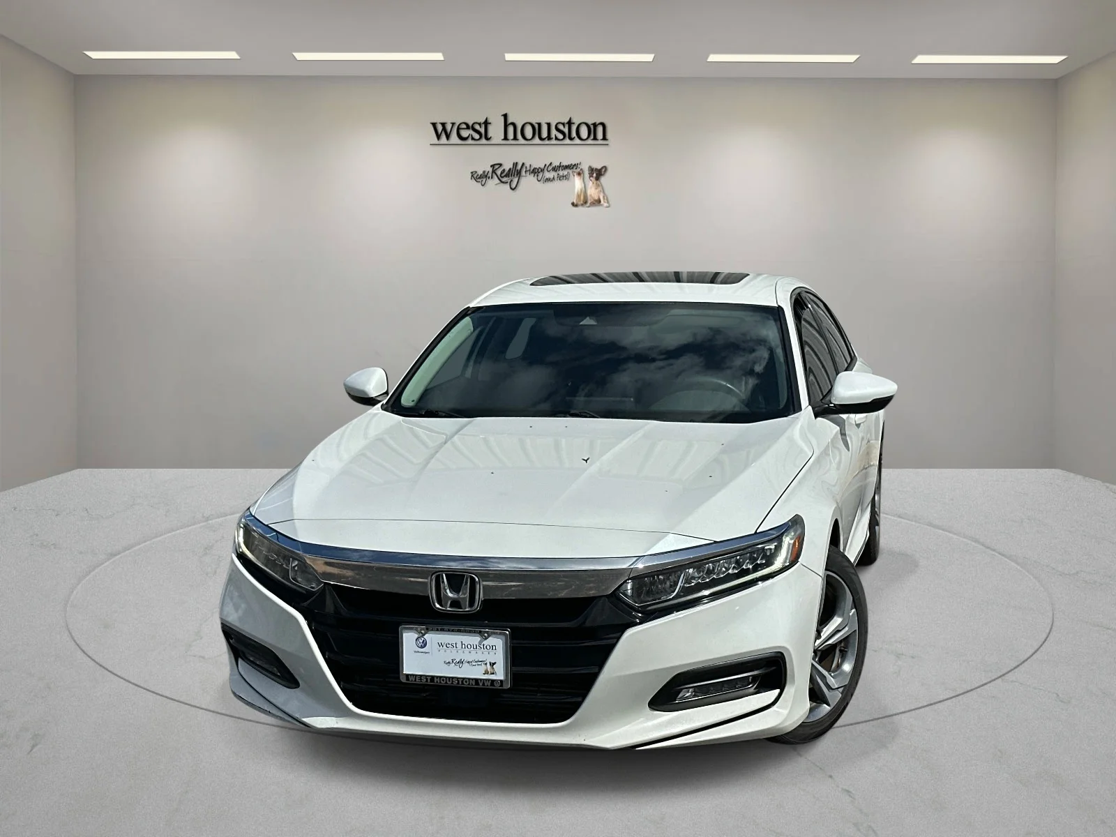 Used 2018 White Honda EX-L Navi 1.5T image 1