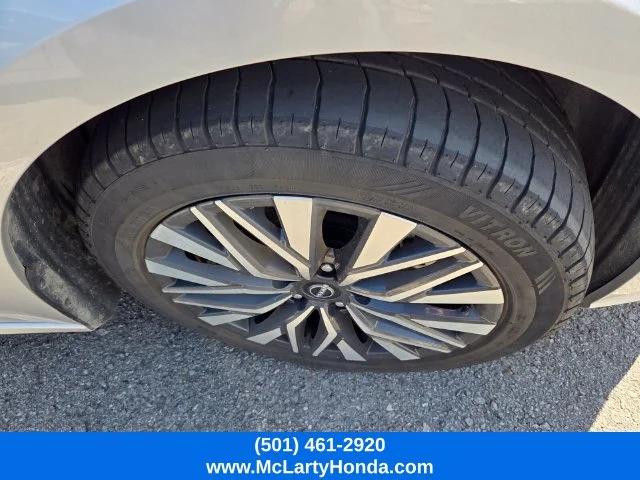 Used 2024 Silver Nissan 2.5 SV image 7