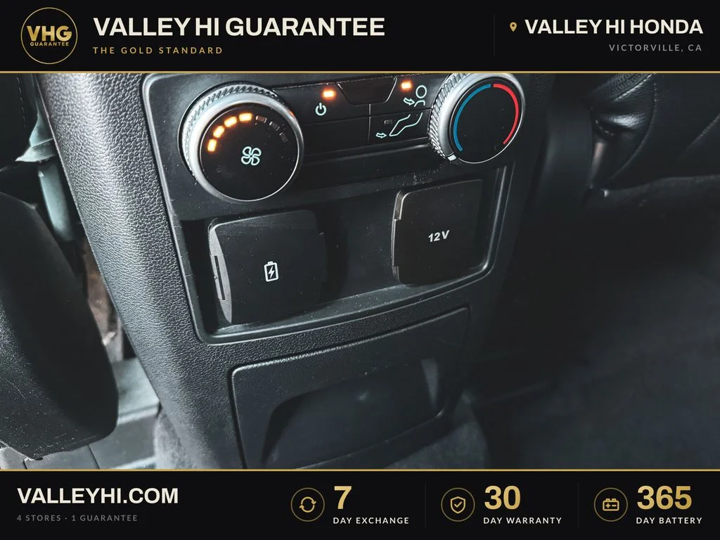 Used 2022 Black Metallic Ford XLT image 21