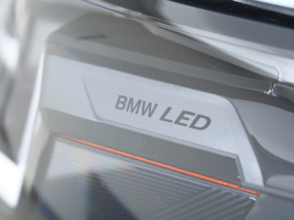 New 2026 Brooklyn Grey Metallic BMW 30 xDrive image 4