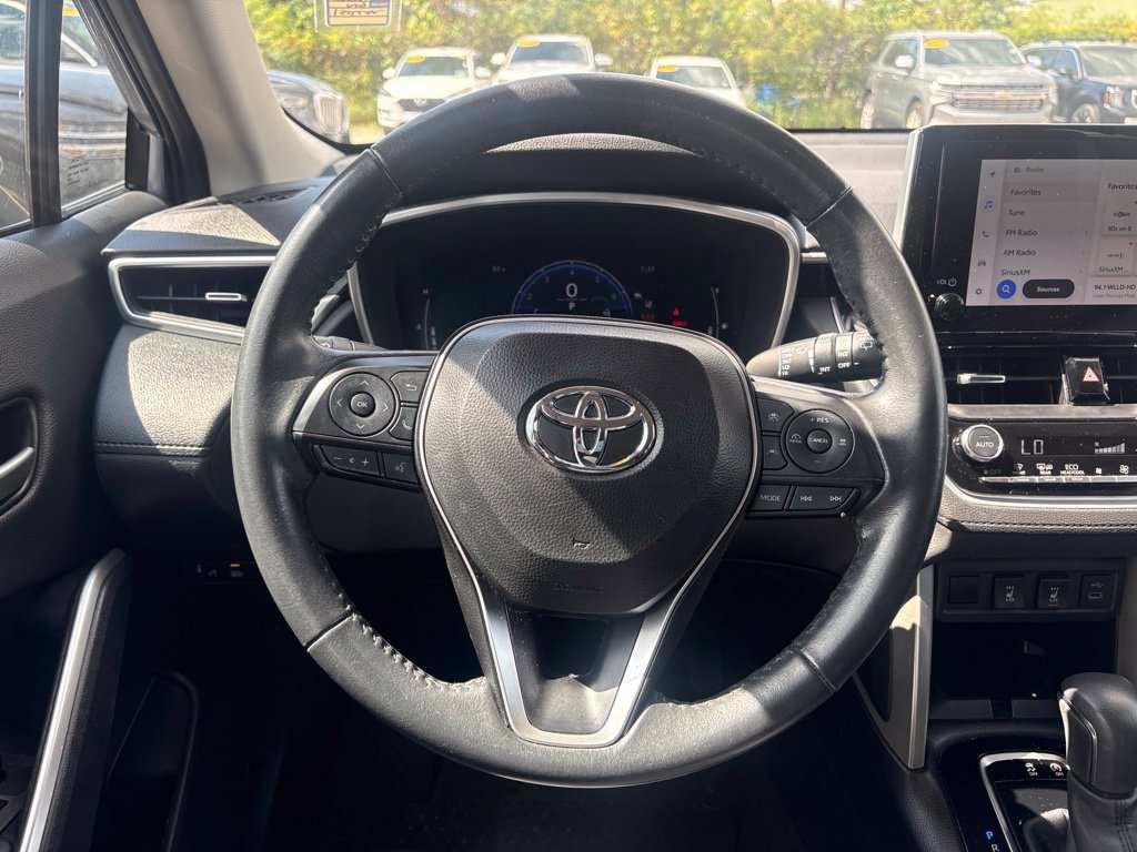 Used 2024 Blue Toyota XLE image 21