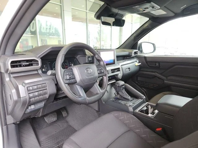 2026 Toyota Tacoma SR5 - Photo 15
