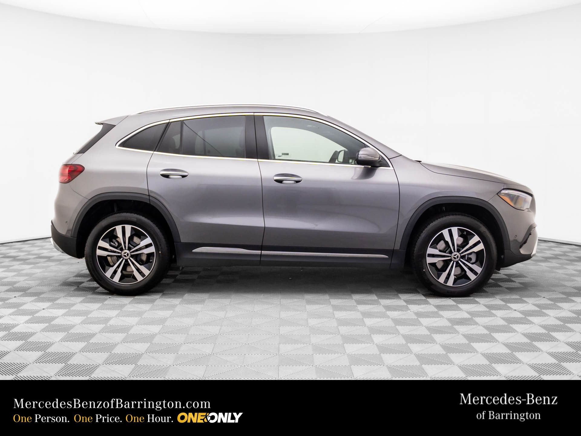 New 2026 Mountain Grey Metallic Mercedes-Benz GLA 250 image 7