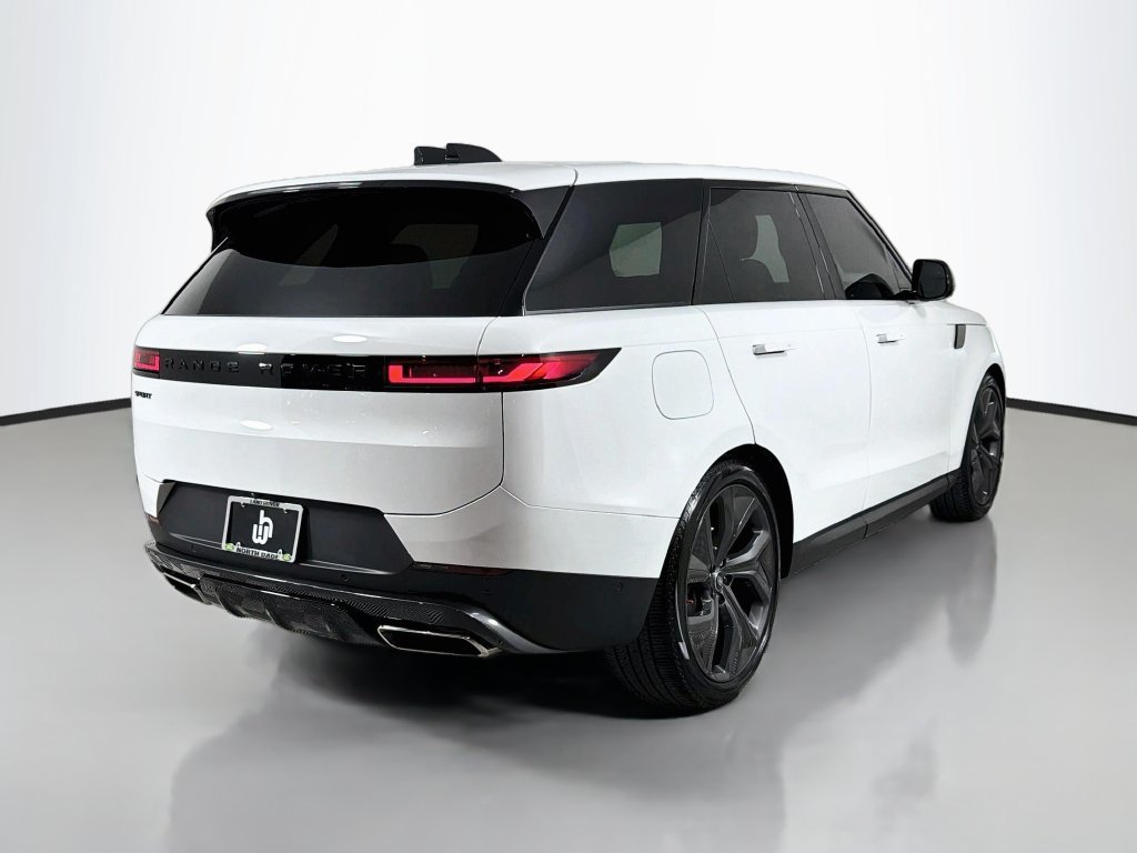 Certified Used 2024 White Land Rover SE image 5