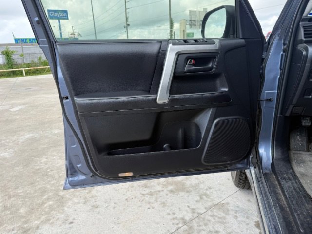 Used 2013 Blue Toyota SR5  Limited image 21