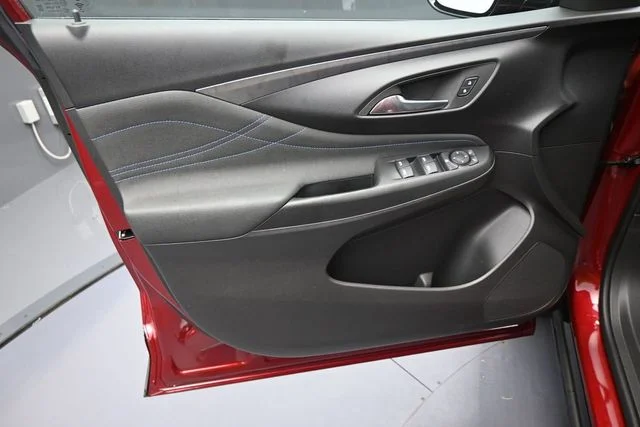 2025 Buick Envista Sport Touring - Photo 9