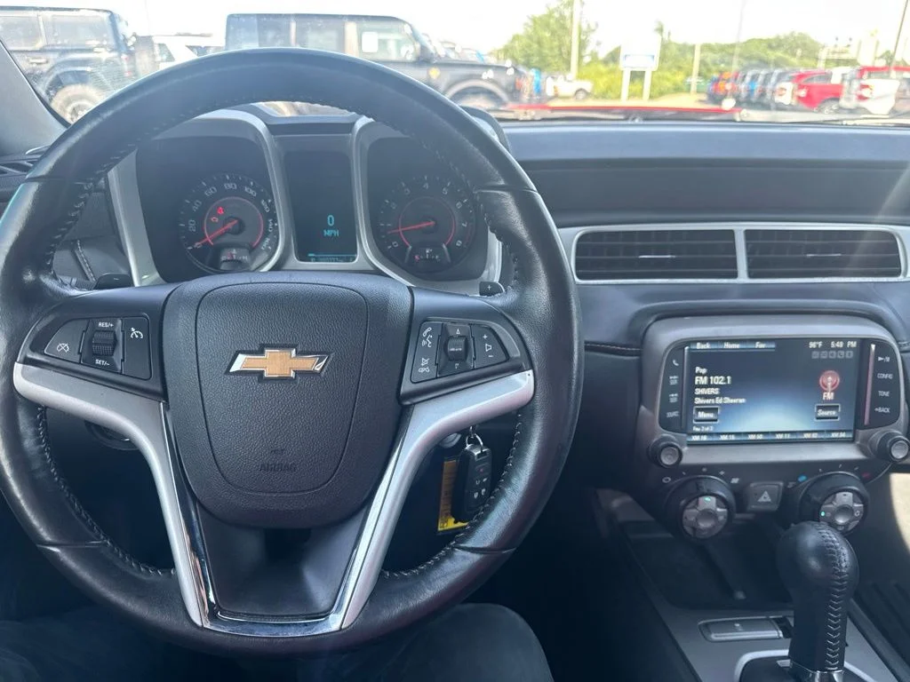 Used 2013 Red Chevrolet 1LT image 13