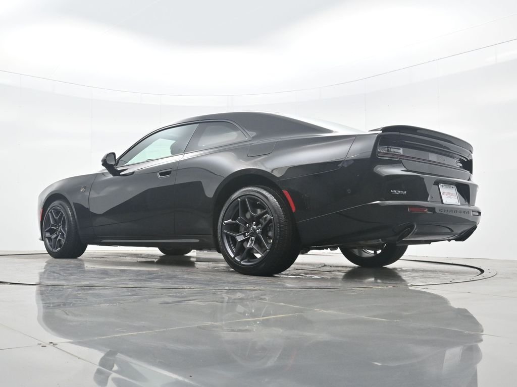 New 2026 Diamond Black Crystal Pearlcoat Dodge Scat Pack image 38