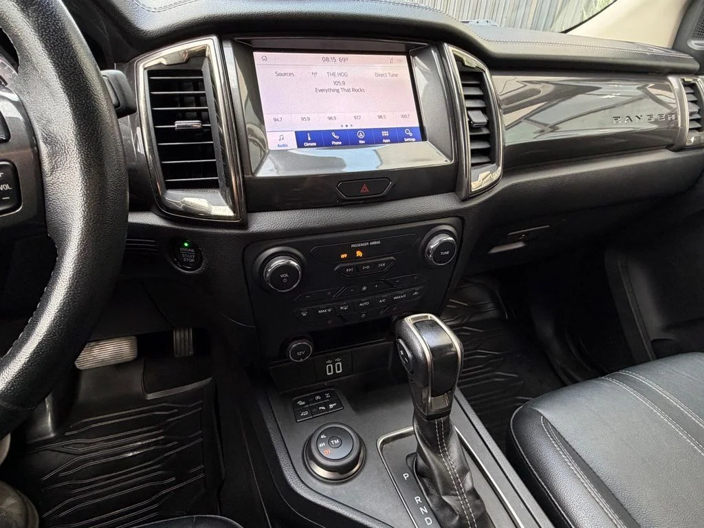 Used 2020 Black Ford Lariat image 10