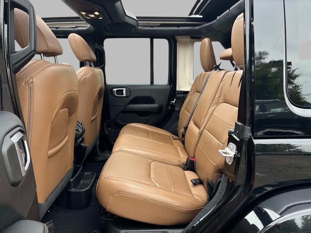 Used 2023 Black Jeep Sahara 4xe image 15