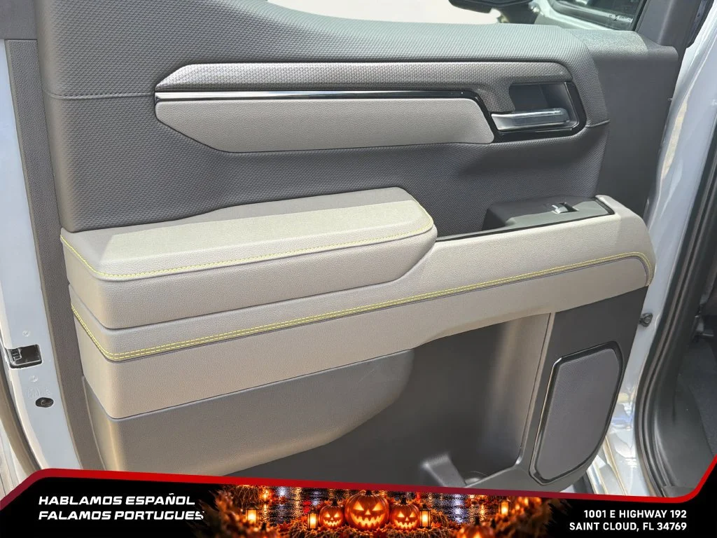 Used 2025 Slate Gray Metallic Chevrolet ZR2 image 24