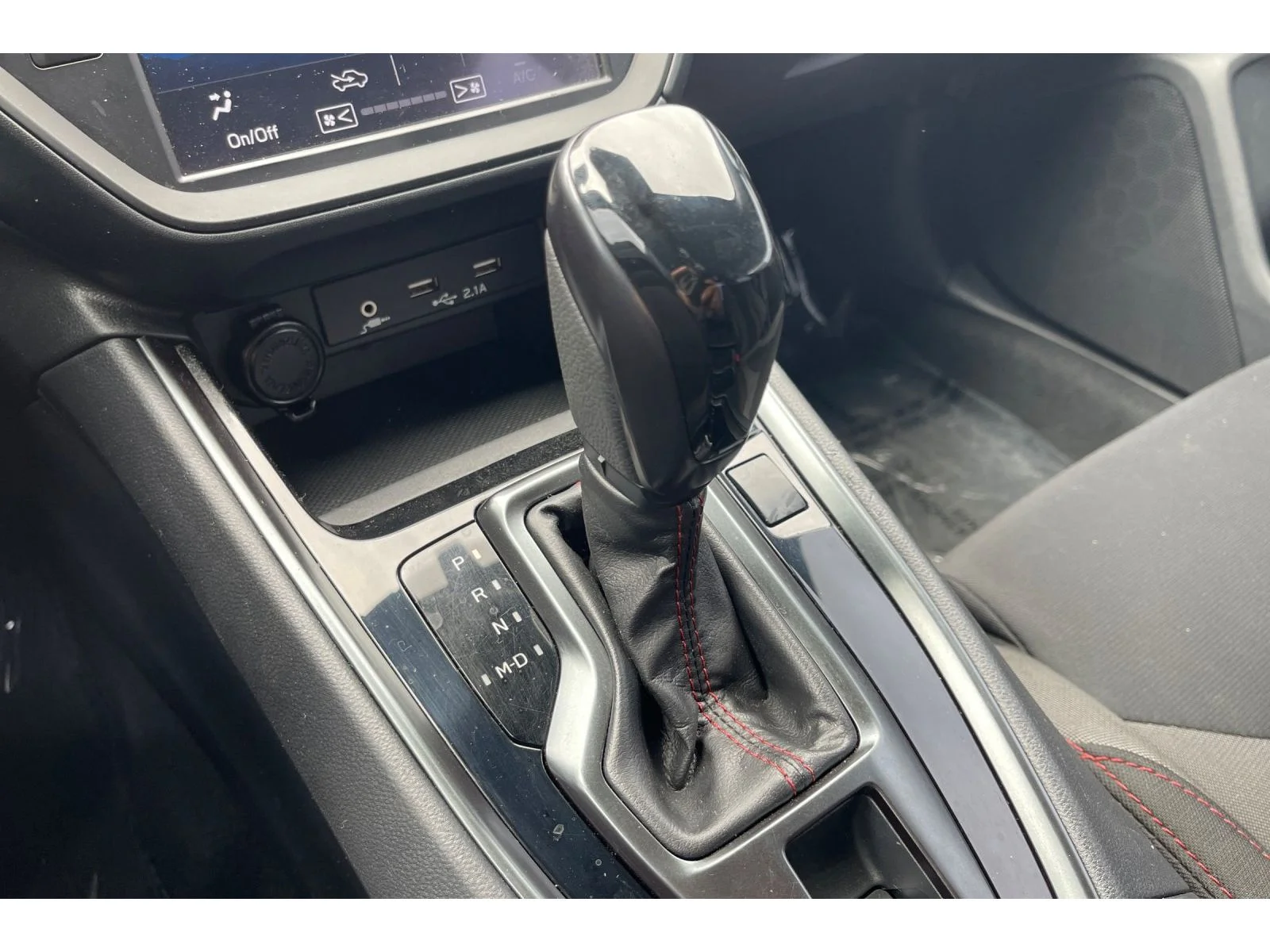Used 2022 IGNITION RED Subaru Base image 29