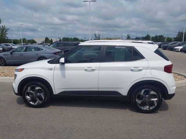 Certified Used 2025 Lunar Hyundai SEL image 9