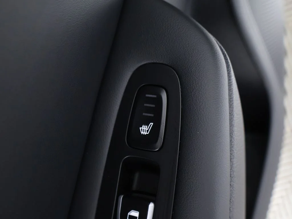 Used 2019 White Kia GT2 image 44