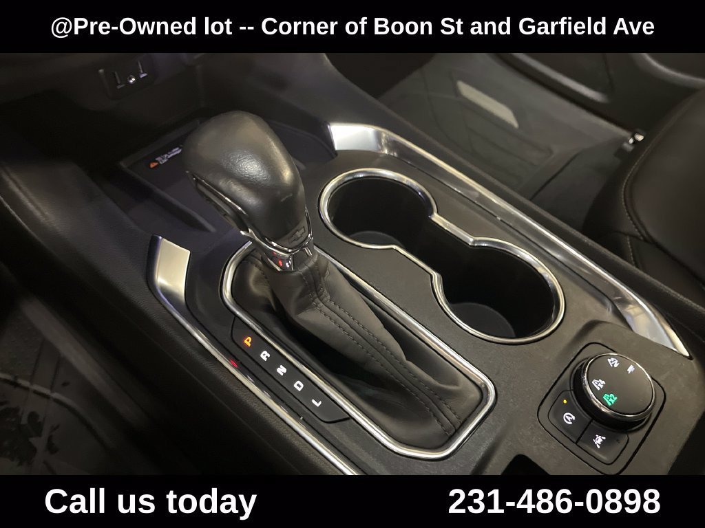 Used 2022 MOSAIC BLACK METALLIC Chevrolet LT Leather image 24