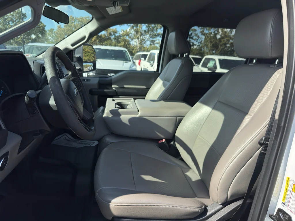 Used 2021 Oxford White Ford XL image 11