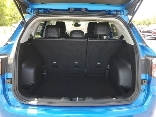 Used 2022 Blue Jeep Limited image 10