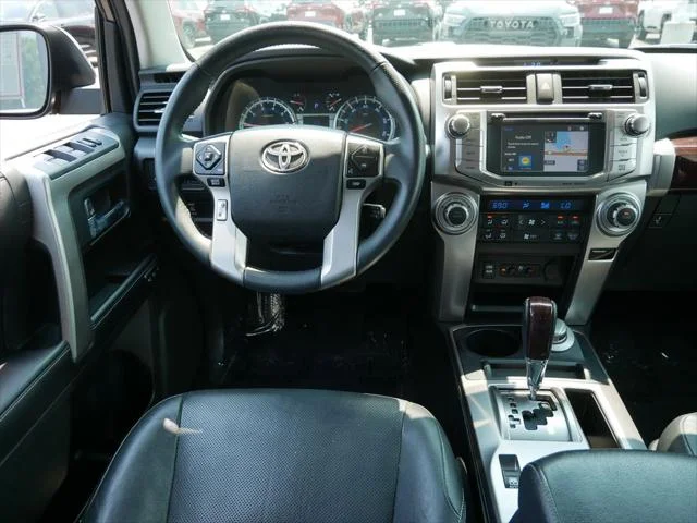 Certified Used 2018 MAGNETIC GRAY MET. Toyota  image 12