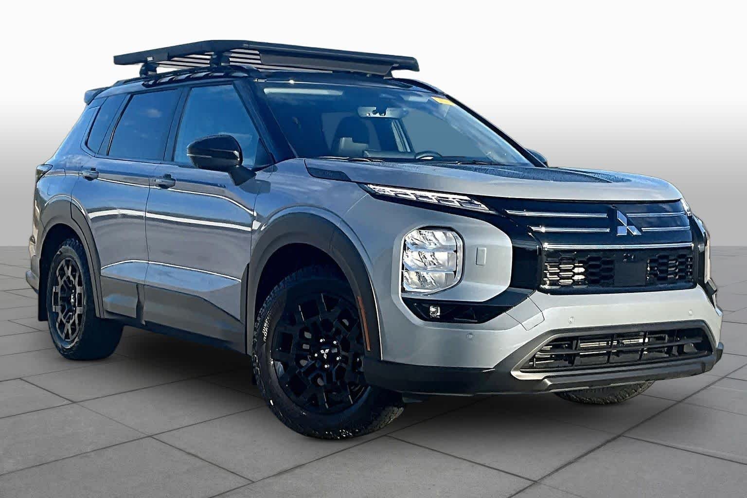Used 2026 Moonstone Gray Metallic/Black Roof Mitsubishi Trail Edition image 3