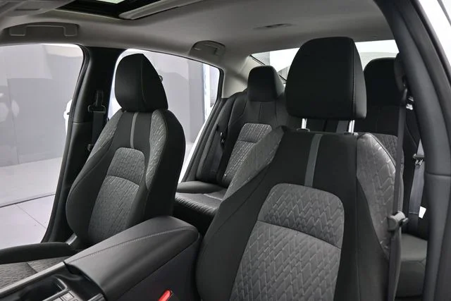 New 2027 White Nissan SV image 30