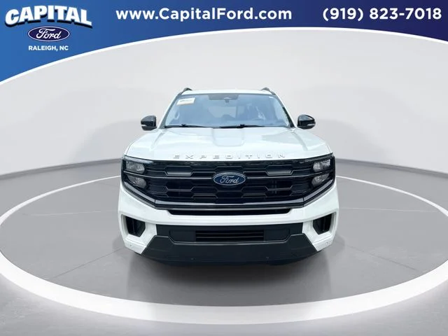 Used 2025 White Ford Active image 3