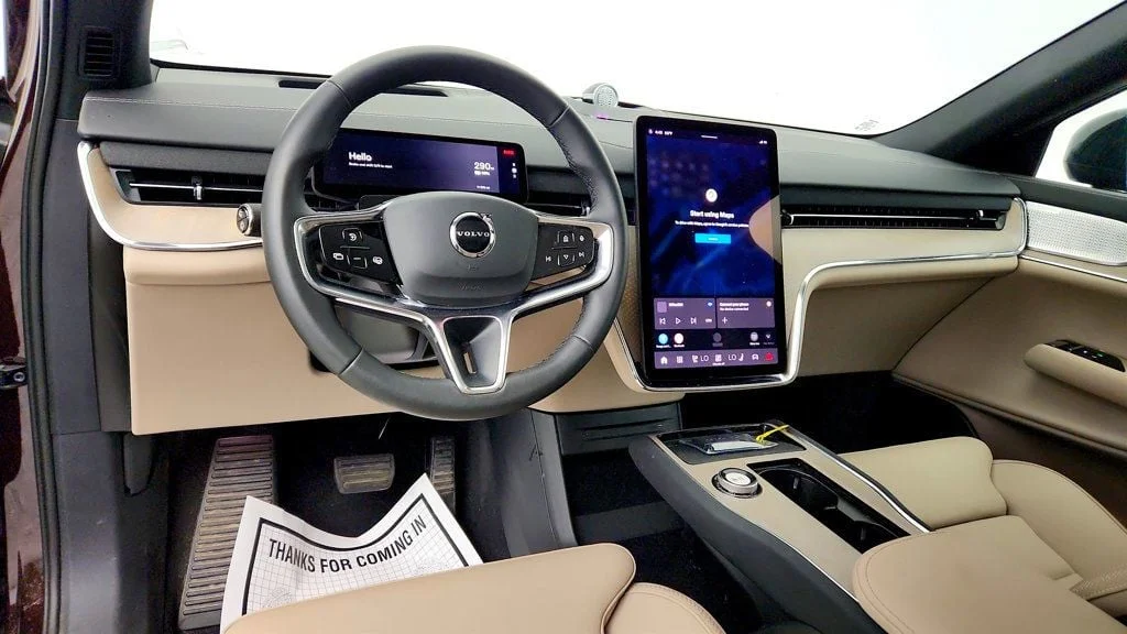 Used 2025 Mulberry Metallic Volvo Twin Motor Performance Ultra 6-Seater w/ Bowers & Wilkins Audio image 12