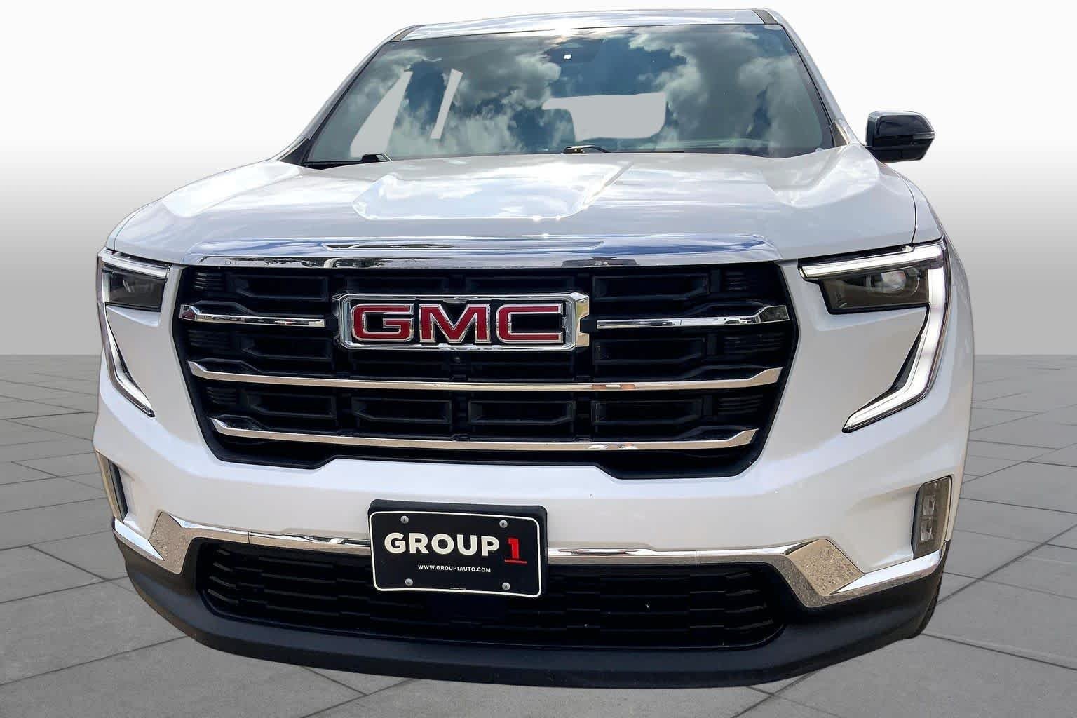 Used 2026 Summit White GMC AWD Elevation image 30