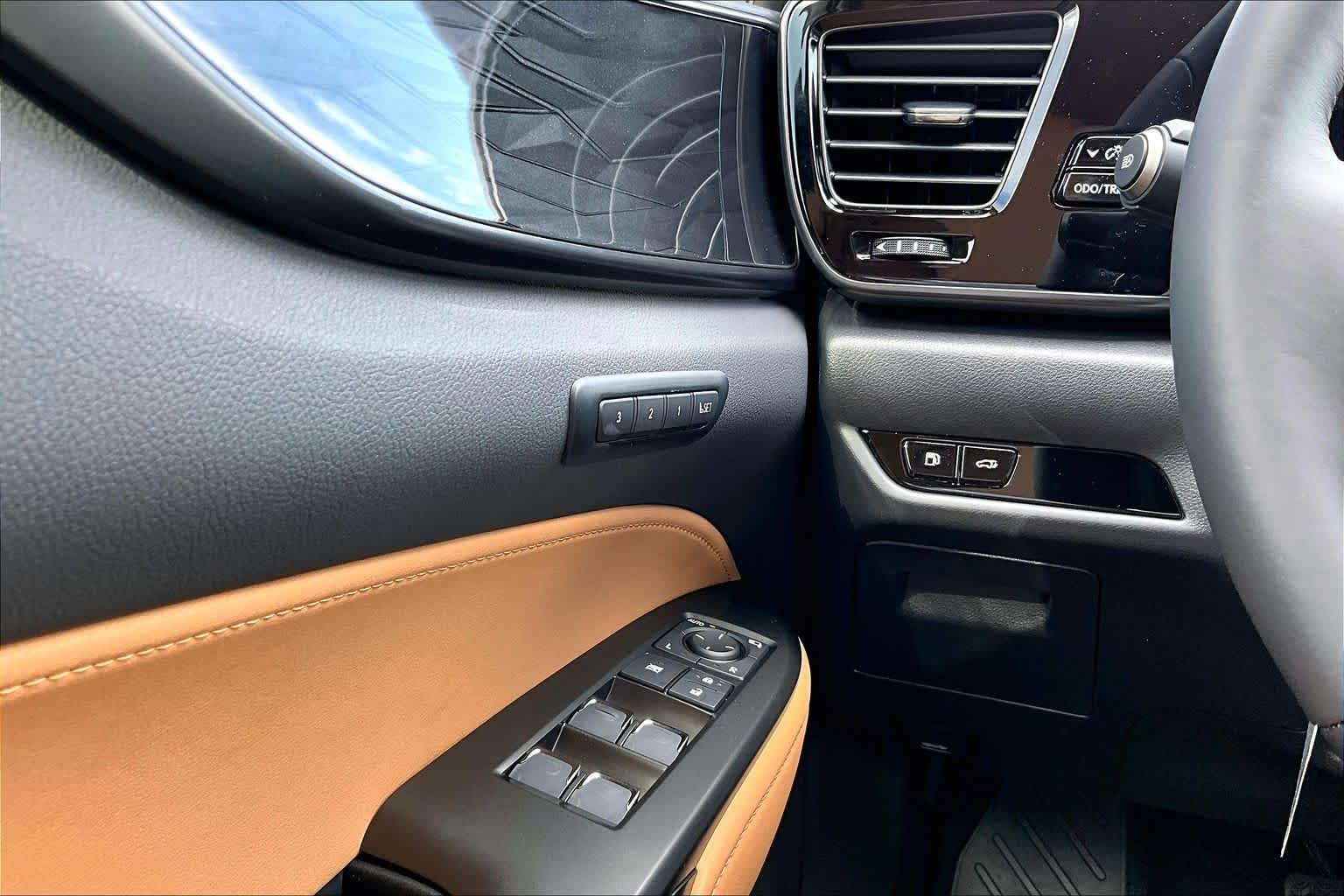 New 2026 Atomic Silver Lexus PREMIUM image 20