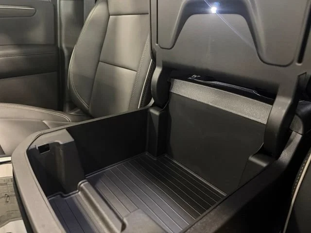 2026 Chevrolet Tahoe Premier - Photo 21
