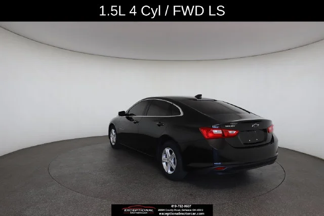 Used 2022 Black Chevrolet LS image 11