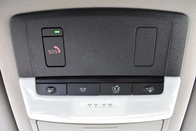 Used 2023 Blue Nissan SV image 31