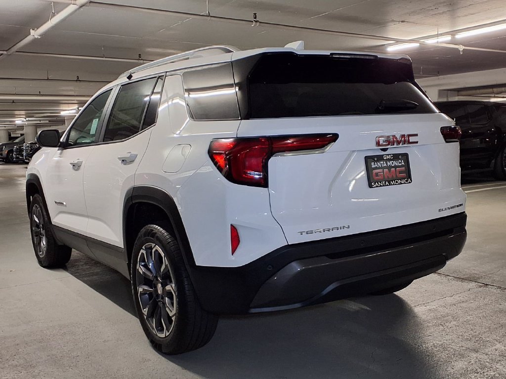 2027 GMC Terrain Elevation - Photo 10