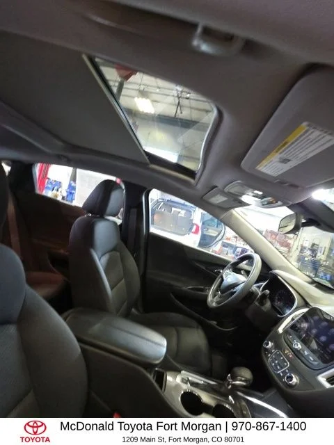 Used 2022 Gray Chevrolet LT image 23
