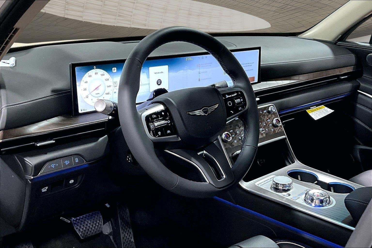 New 2026 Uyuni White Genesis 2.5T ADVANCED image 8