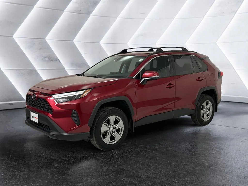 Used 2024 Red Toyota XLE image 3