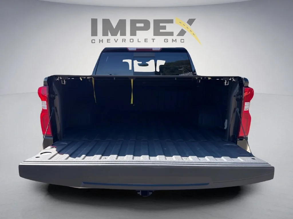 Used 2022 Black Chevrolet High Country image 32