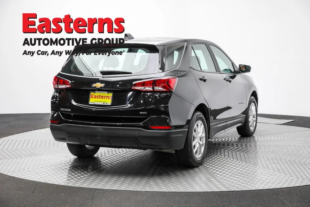 Used 2022 Black Chevrolet LS image 5