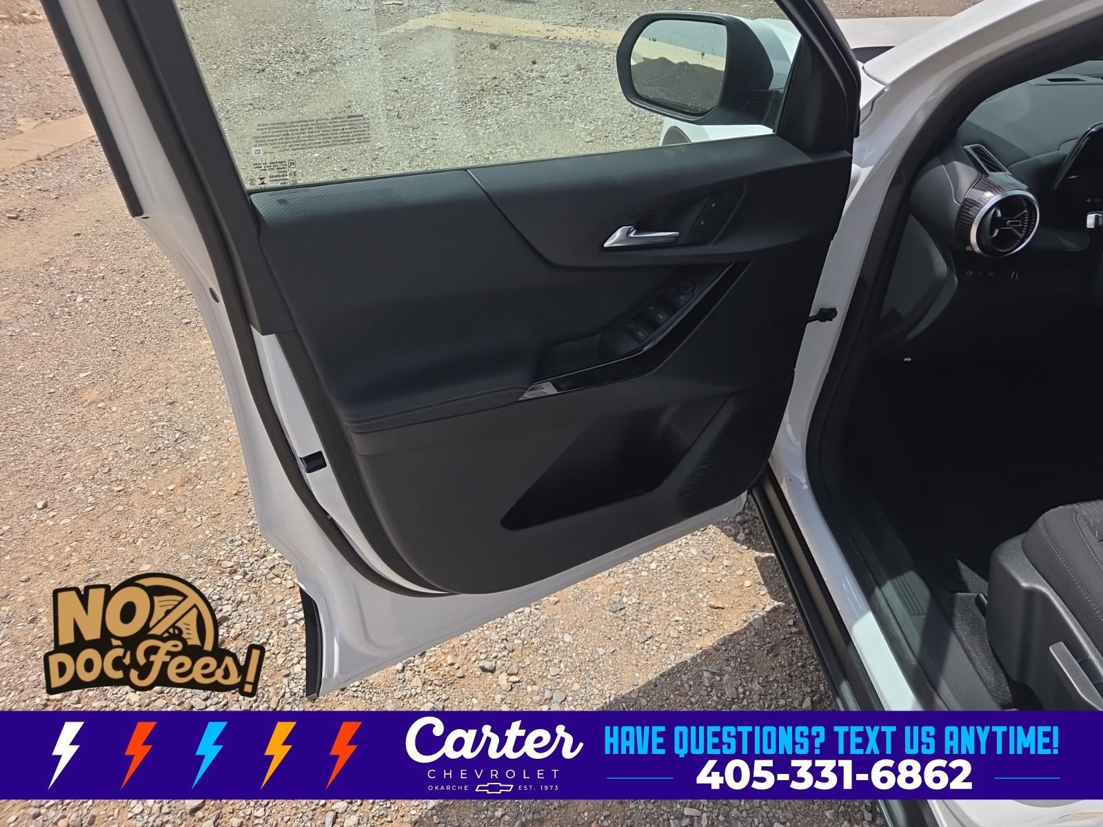 2027 Chevrolet Equinox LT - Photo 12