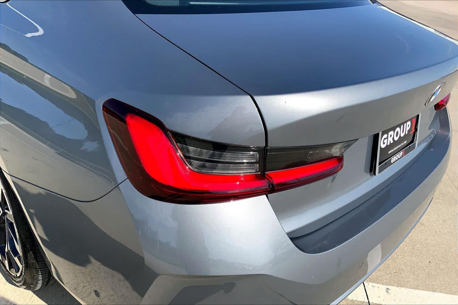 Used 2025 Skyscraper Grey Metallic BMW 330i image 28