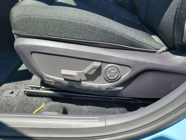 New 2027 Frost Blue / Black Roof Kia S image 14