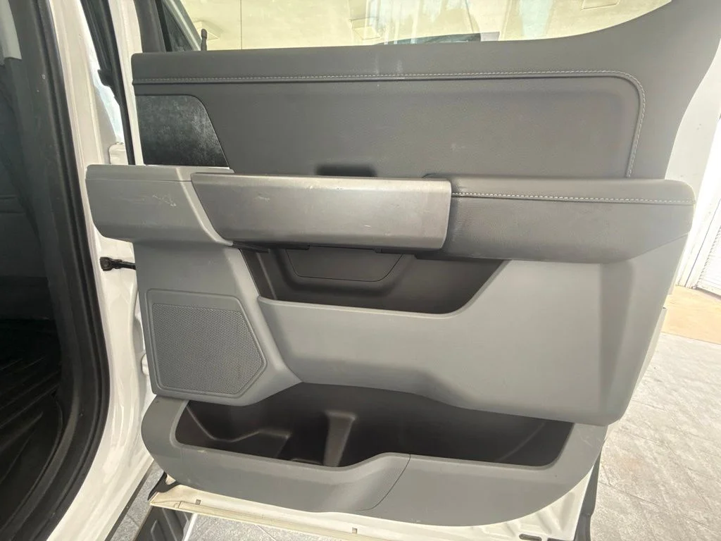 Used 2021 Oxford White Ford XLT image 39