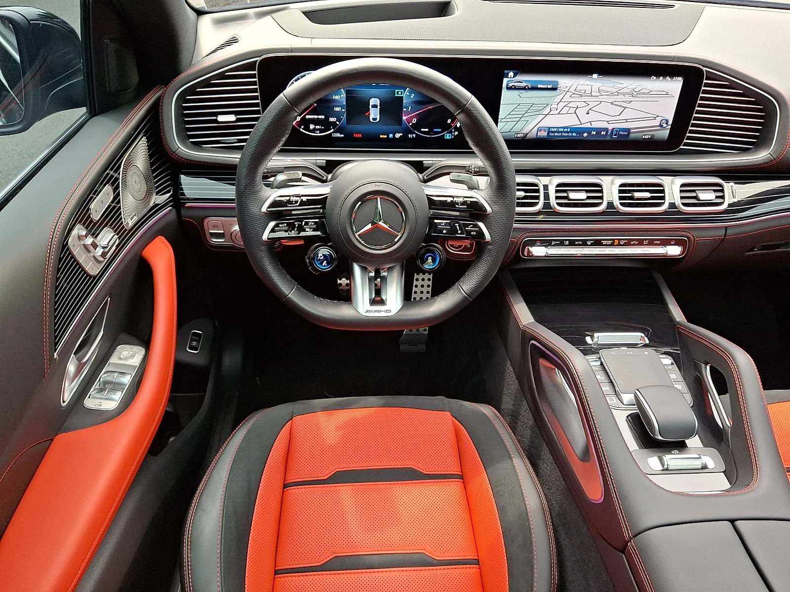 Used 2025 Black - 040 Mercedes-Benz 4MATIC®+ image 4